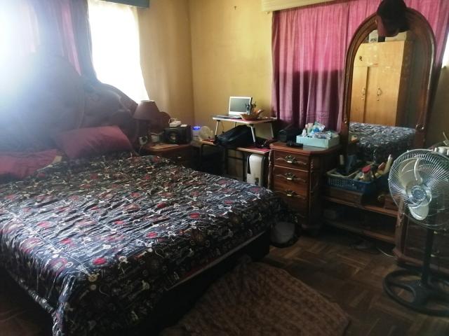 8 Bedroom House For Sale in Silverton