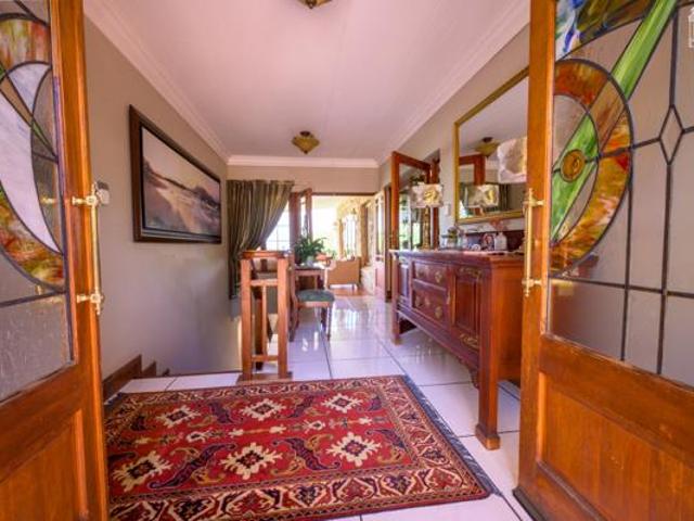 8 Bedroom House in Clarens