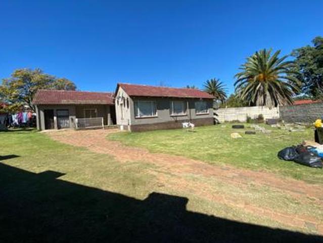 8 bedroom house on the market at rho.
