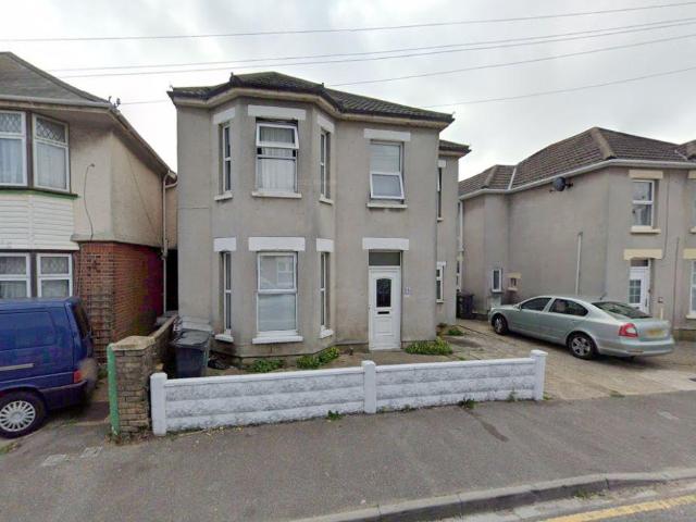8 bedroom detached house for sale