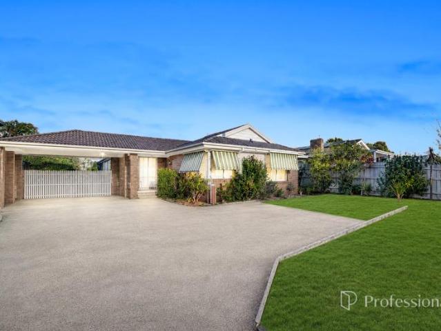 8 Bedroom House Mornington VIC 105972598