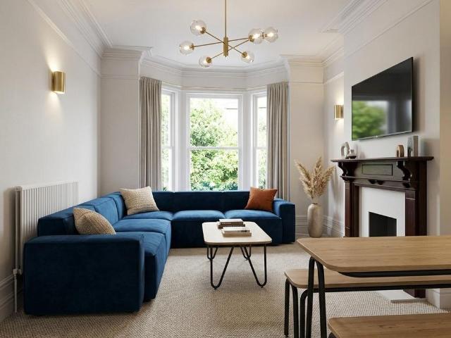 8 bedroom house to rent