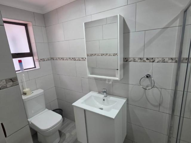 8 Bedroom House To Rent in Lephalale