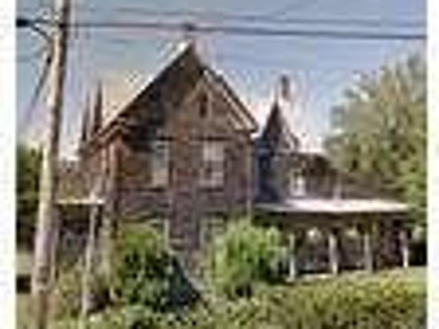 8 bedroom in Heislerville New Jersey 08324
