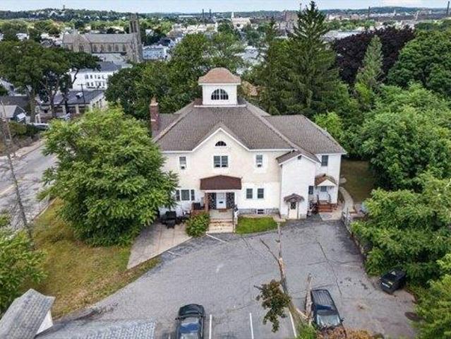 8 bedroom, Lawrence MA 01843 105515674