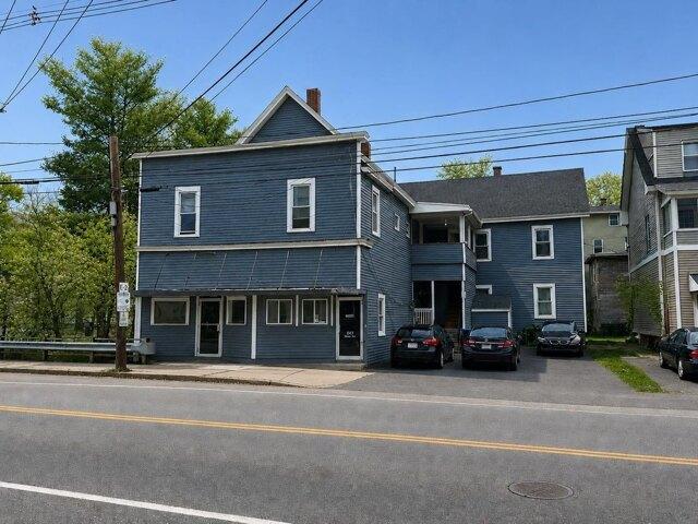 8 bedroom, Laconia NH 03246 105577195