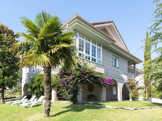 Luxury Villa for rent in Gondomar, Galicia