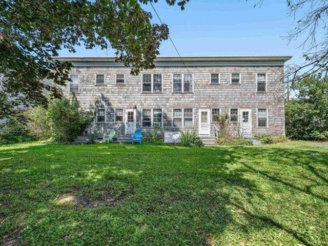 8 bedroom, Montpelier VT 05602 105577461