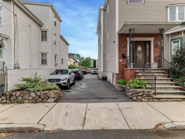 8 bedroom, Somerville MA 02145 105547847