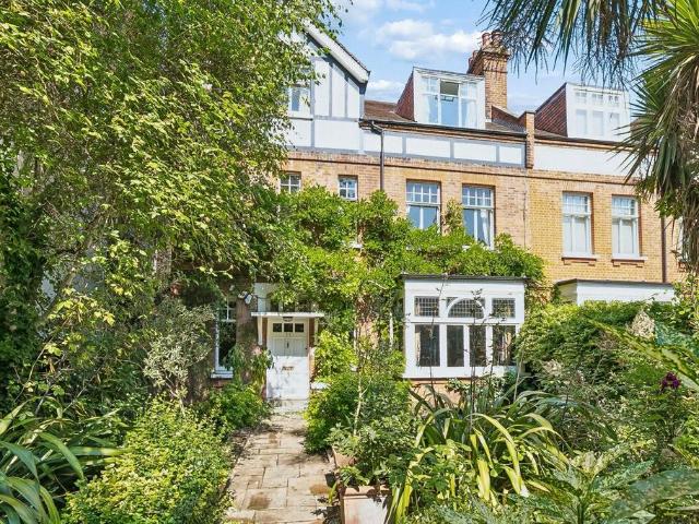 8 bedroom semi detached house for sale