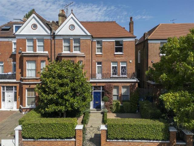 8 bedroom semi detached house for sale