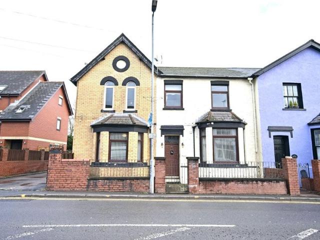 8 bedroom semi detached house for sale