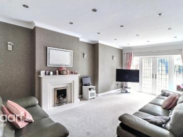 8 bedroom semi detached house for sale