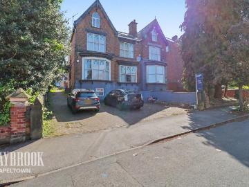 8 bedroom semi detached house for sale
