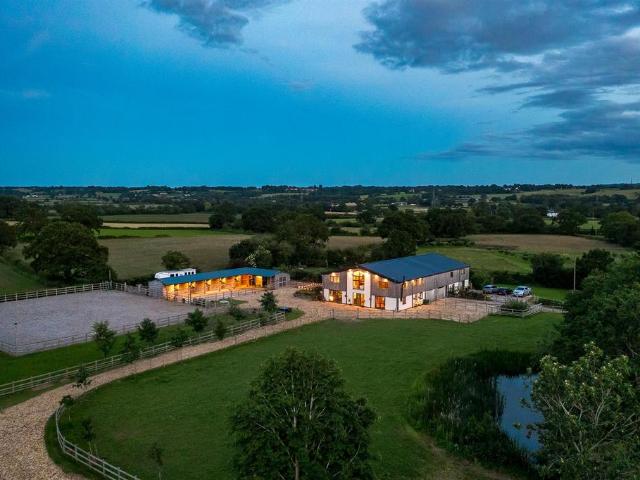8 bedroom semi detached house for sale