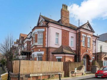 8 bedroom semi detached house for sale