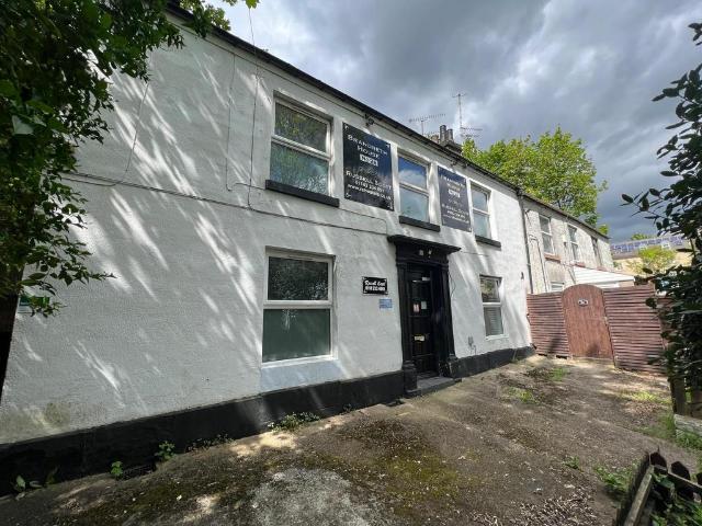 8 bedroom semi detached house for sale