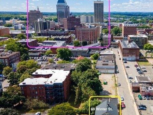 8 bedroom, Springfield MA 01105 104513618