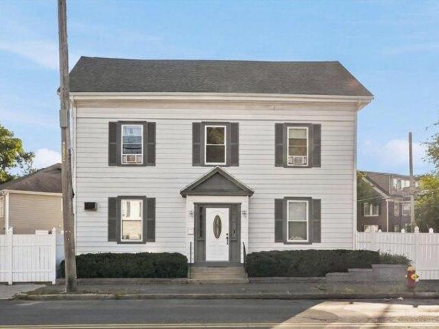 8 bedroom, Peabody MA 01960 105427410