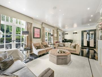 8 bedroom property in Sheldon Avenue, London, N6 £15,000 pw | Chestertons