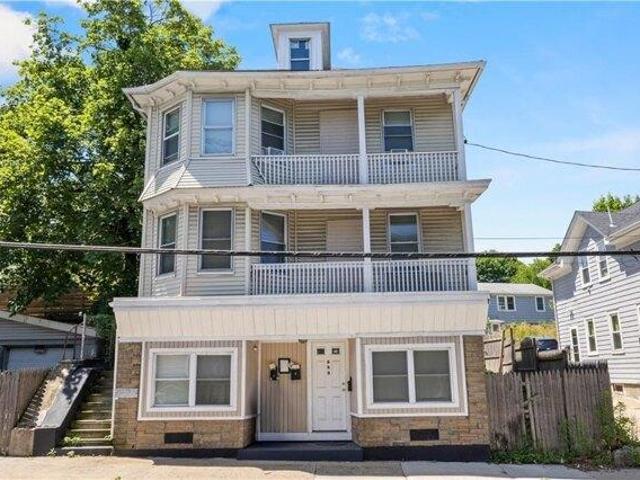 8 bedroom, Providence RI 02908 104791513