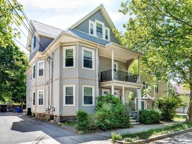 8 bedroom, Quincy MA 02169 105427734