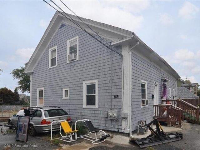 8 bedroom, Woonsocket RI 02895 104834679