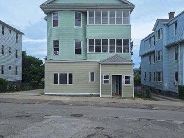 8 bedroom, Worcester MA 01610 104374949