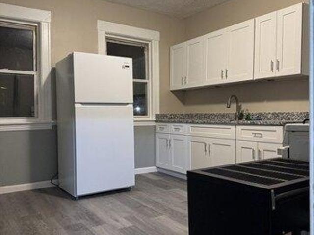 8 bedroom, Worcester MA 01610 104440373