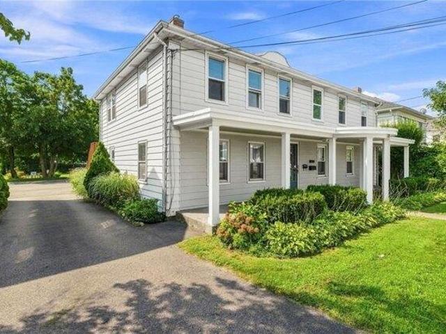 8 bedroom, Westerly RI 02891 105513561