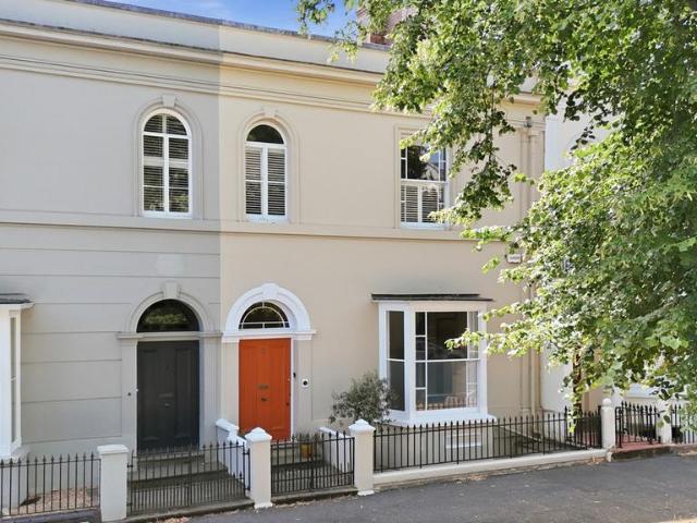 8 bedroom townhouse for sale