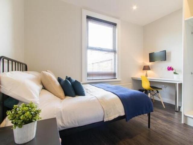 8 bedroom terraced house for rent in Fulford Road, York, YO10