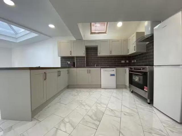 8 bedroom terraced house for rent in Vicarage Road, Birmingham.
