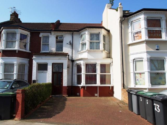 8 bedroom terraced house for sale