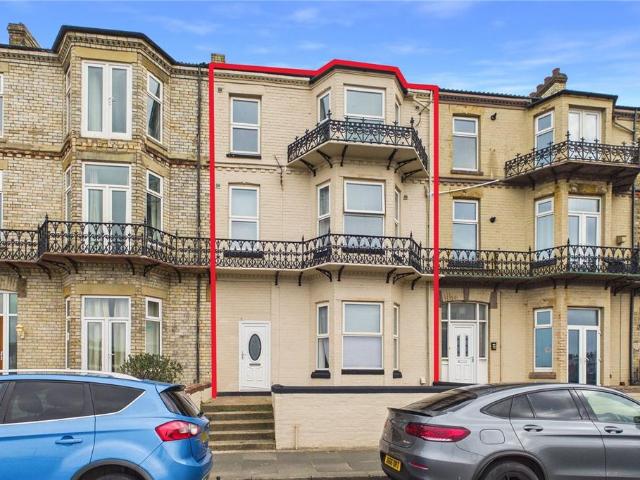 8 bedroom terraced house for sale