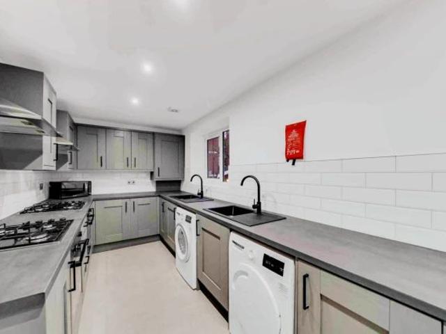 8 Beds 7 Baths