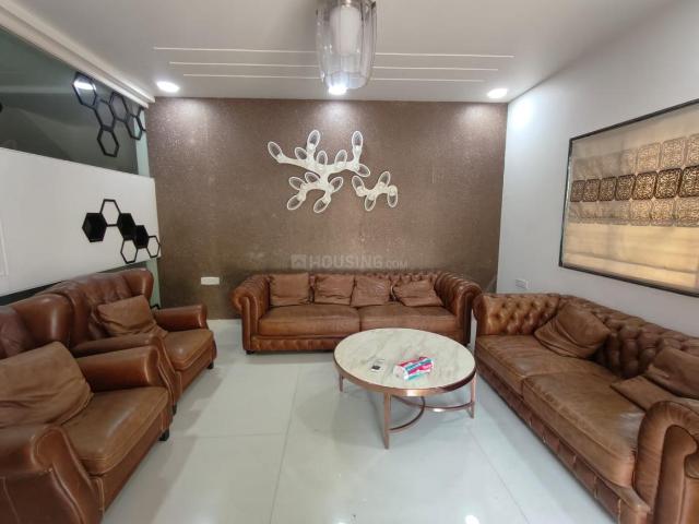 8 BHK Villa in Thaltej for resale Ahmedabad. The reference number is 20542512