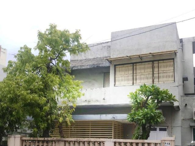 8 BHK Villa in Gulbai Tekra for resale Ahmedabad. The reference number is 19833538