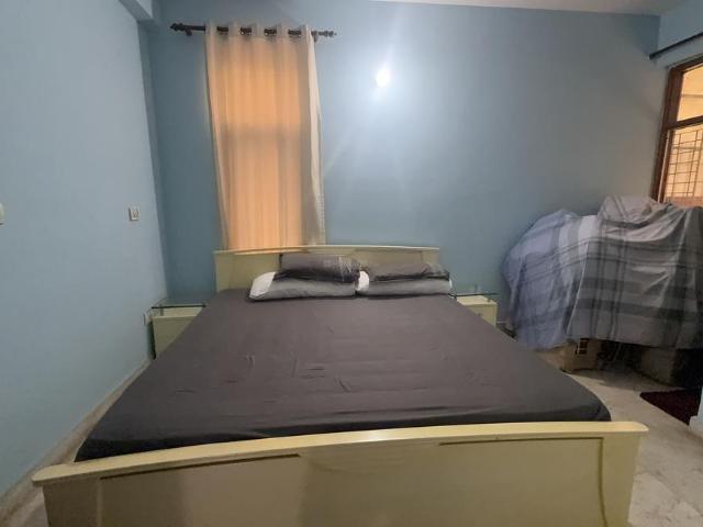 8 BHK Villa in Sector 40 for resale Gurgaon. The reference number is 20358714