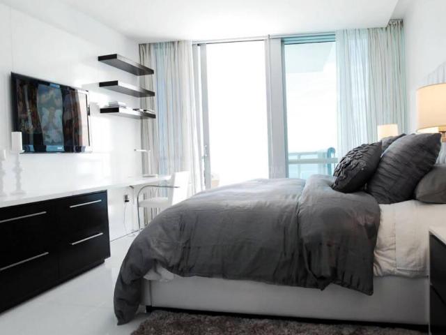 8 BHK Apartment in Andheri West for resale Mumbai. The reference number is 16718361