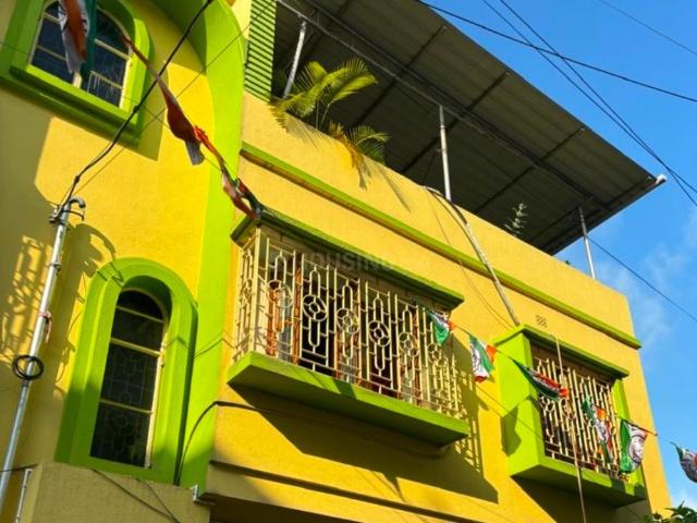 8 BHK Independent House in Tollygunge for resale Kolkata. The reference number is 20713142