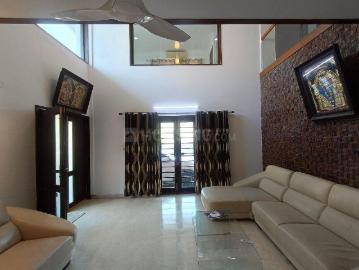 8 BHK Independent House in Chennai Port Trust for resale Chennai. The reference number is 20288864