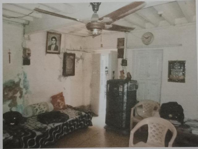 8 BHK Independent House in Dariyapur for resale Ahmedabad. The reference number is 9443383