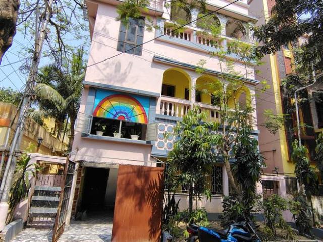 8 BHK Independent House in Dhakuria for resale Kolkata. The reference number is 20415935