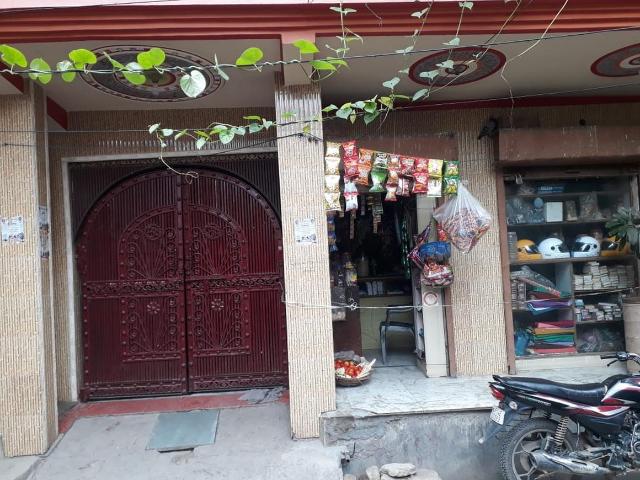 8 BHK Independent House in Ghukna for resale Ghaziabad. The reference number is 7365589