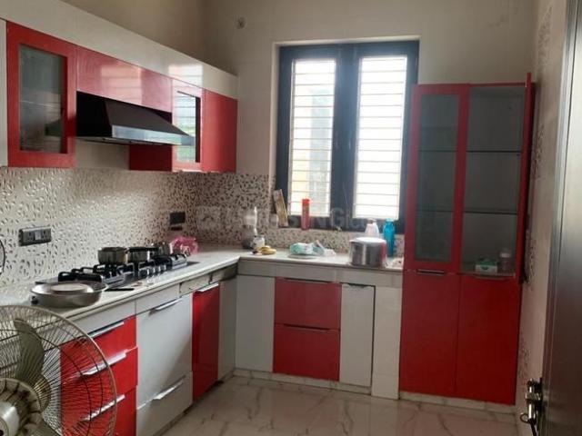 8 BHK Independent House in Gomti Nagar for rent Lucknow. The reference number is 18640067