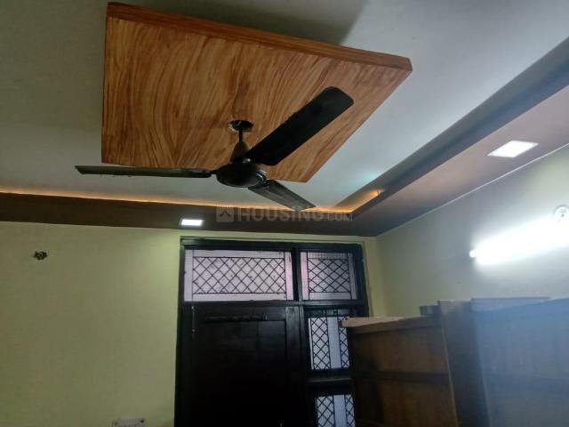 8 BHK Independent House in GTB Nagar for resale New Delhi. The reference number is 14038278