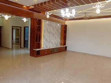 8 BHK Independent House in JP Nagar for resale Bengaluru. The reference number is 20059320