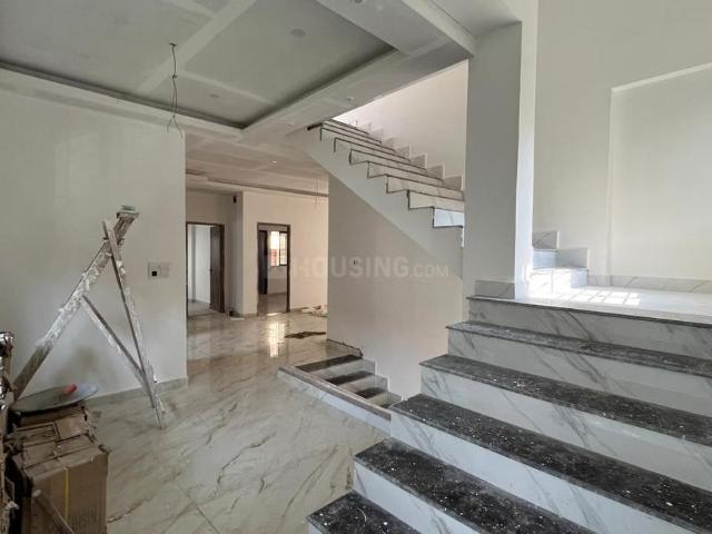 8 BHK Independent House in Kamalgazi for resale Kolkata. The reference number is 21124223
