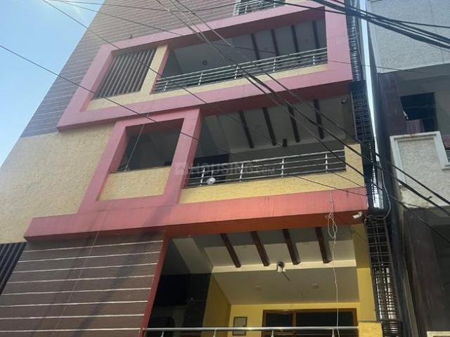 8 BHK Independent House in Nallakunta for resale Hyderabad. The reference number is 20362916
